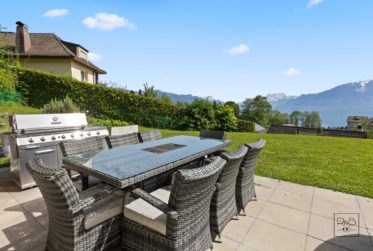 Maison avec vue panoramique sur le lac Léman à Jongny