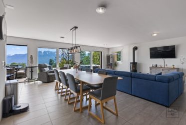 Maison avec vue panoramique sur le lac Léman à Jongny