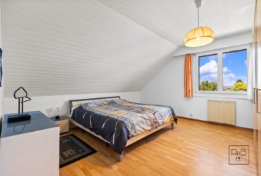 Maison individuelle avec grand terrain