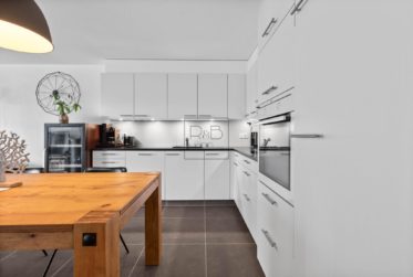 Appartement moderne de 3.5 pièces au rez-de-chaussée