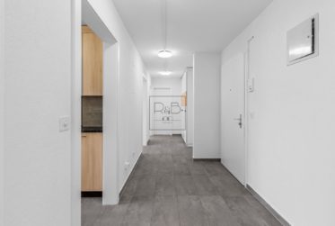 Appartement moderne 3.5 pièces avec grand balconà Mossel (Ursy)