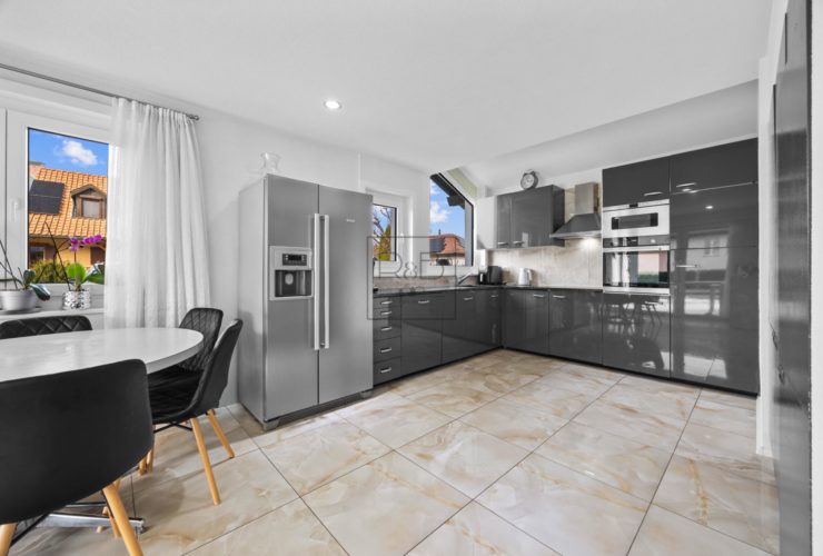 Magnifique maison de deux appartements