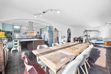 Grande maison familiale de 7.5 pièces avec espace aménageable au sous-sol