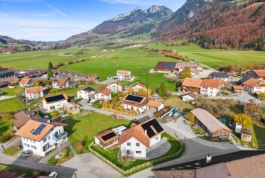 Grande maison familiale de 7.5 pièces avec espace aménageable au sous-sol