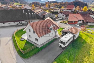 Grande maison familiale de 7.5 pièces avec espace aménageable au sous-sol