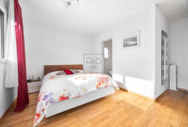 Un cocon familial lumineux aux multiples possibilités