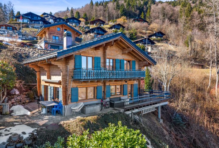 Magnifique chalet aux pieds des pistes