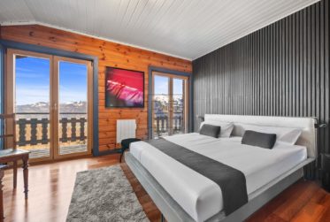 Magnifique chalet aux pieds des pistes