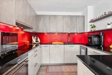 Belle maison contiguë sise à La Tour-de-Trême