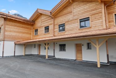 Villa contemporaine lumineuse avec extérieurs privatifs