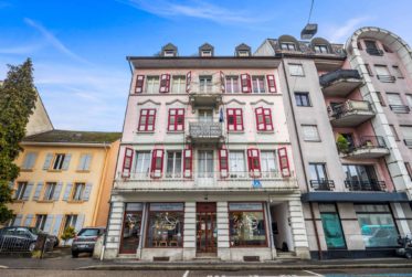 Immeuble mixte - idéal pour investissement