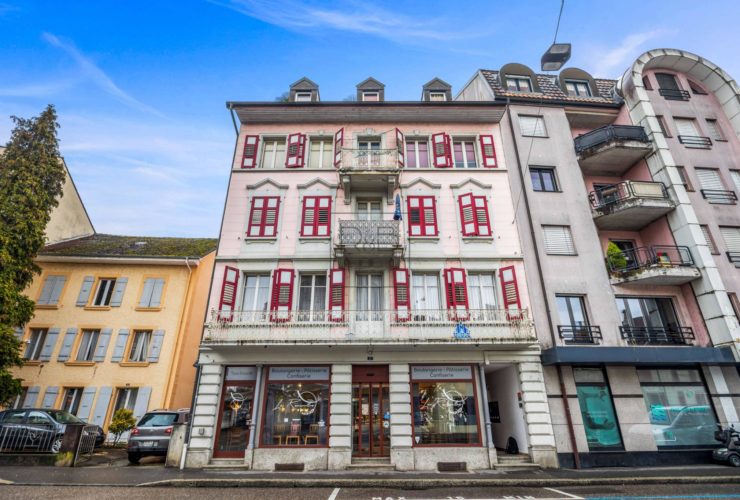 Immeuble mixte - idéal pour investissement